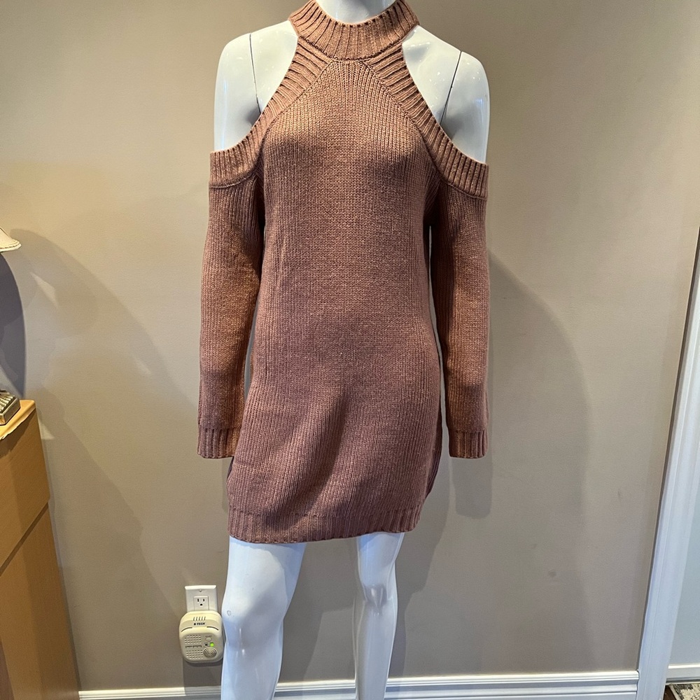 Cold Shoulder Knit Dress in Mauve